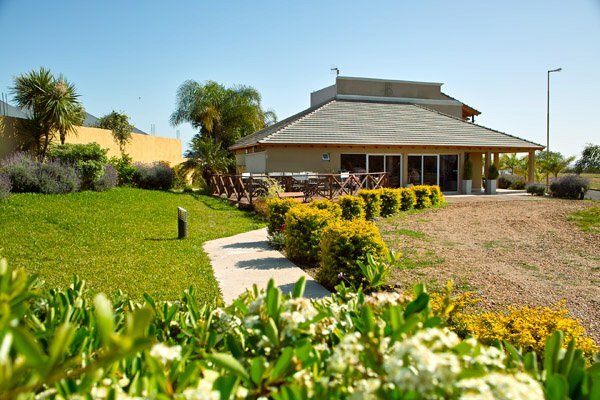 Brisas Del Lago Apart Y Hotel