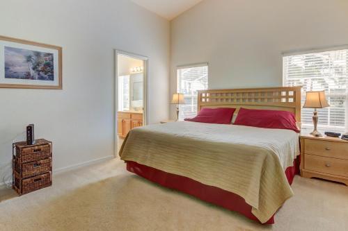 Satin Gold Retreat