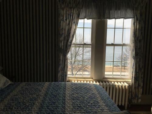 Posada Harborview Inn