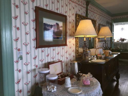 Posada Harborview Inn