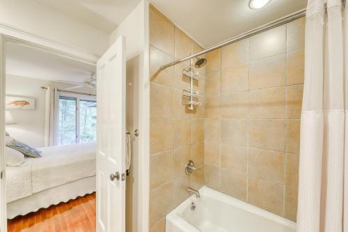 Inlet Cove 33