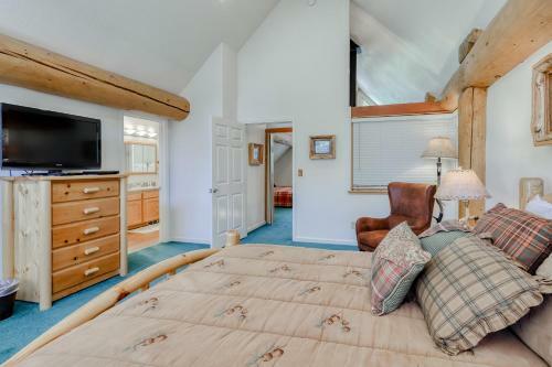 Regatta Chalet