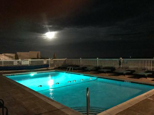 Hotel Ocean Surf Resort