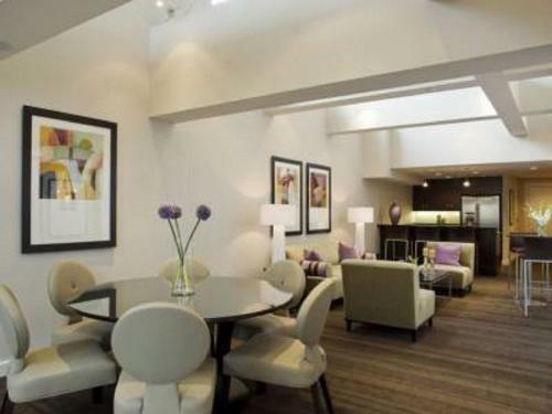 Apartamentos Global Luxury Suites At The White House
