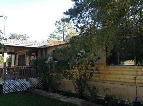 Hotel Rainbows End Resort