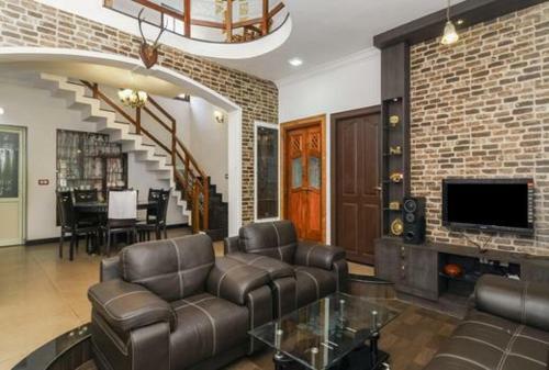 Whitehouse Homestay