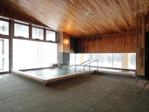 Akita_kamihata-onsen_sawarabi