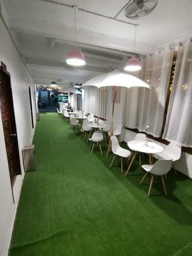 Hotel V V Guesthouse