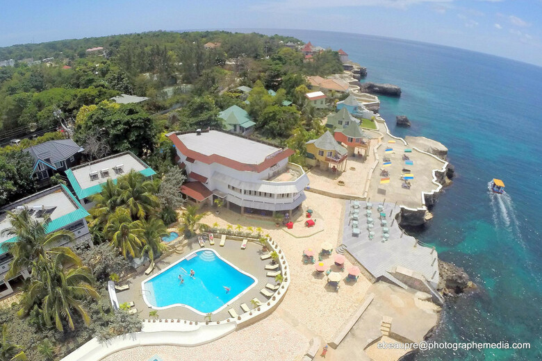 Hotel Samsara Cliff Resort & Spa