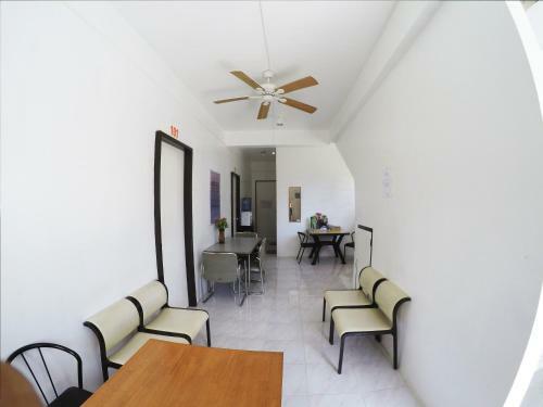 Jmp Hostel