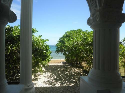 Hotel Blue Crystal Beach Resort