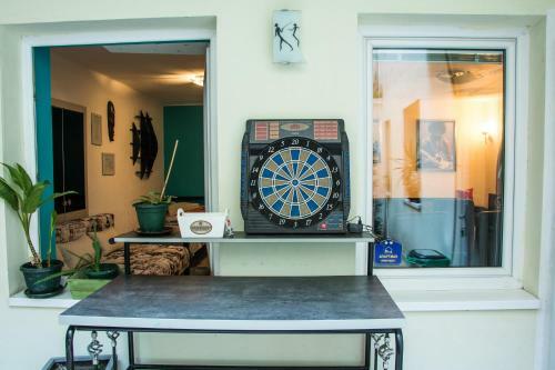 Apartment Hedonist