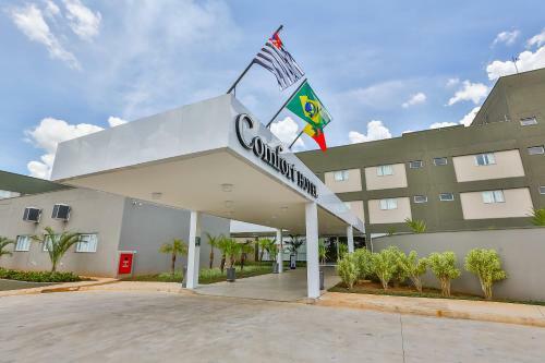 Hotel Comfort Mogi Gua�u