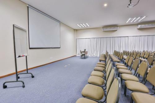 Hotel Comfort Mogi Gua�u