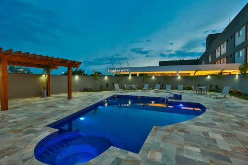 Hotel Comfort Mogi Gua�u