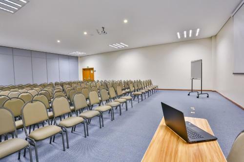 Hotel Comfort Mogi Gua�u