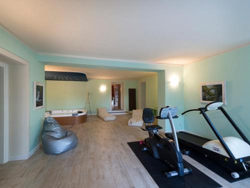 Baveno Villa Sleeps 10 Pool Air Con Wifi