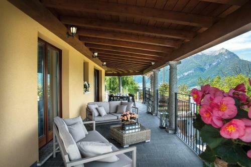 Bellagio Villa Sleeps 8 Pool Air Con Wifi