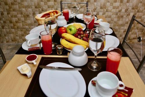 Yakana Hotel