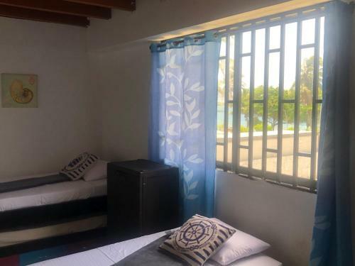 Hostal Posada Almond Bay