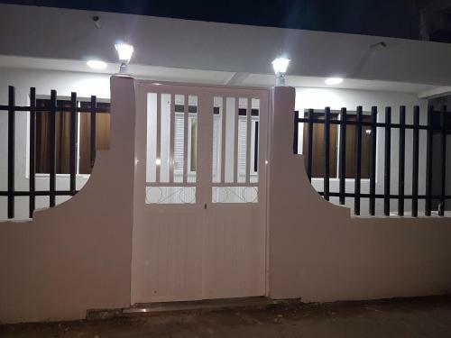 Apartamento Hostal Mis Ello