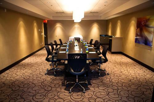 Holiday Inn Hotel & Suites Red Deer