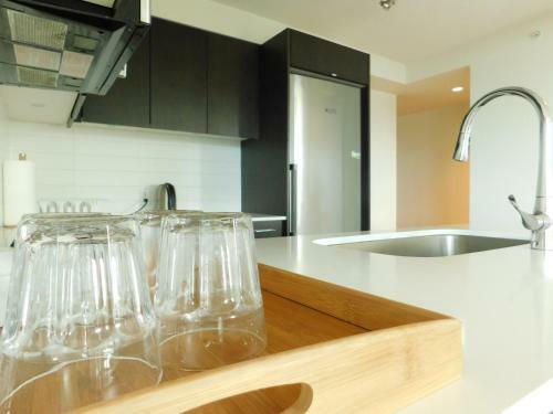 Apartamento Richmond Condo Airport