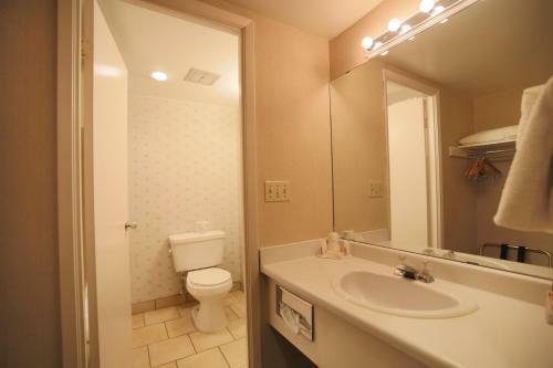Hotel Howard Johnson By Wyndham Victoria
