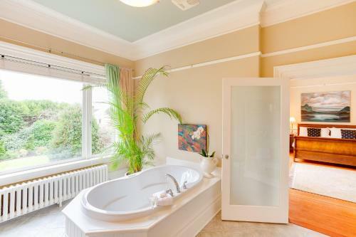 Bed & Breakfast Fairholme Manor Inn