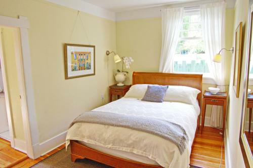 Bed & Breakfast Fairholme Manor Inn