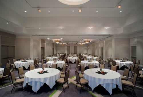 Delta Hotels By Marriott Victoria Ocean Pointe Resort