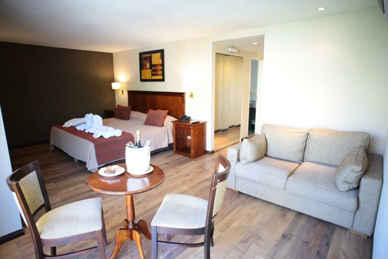 Howard Johnson Hotel & Spa San Pedro