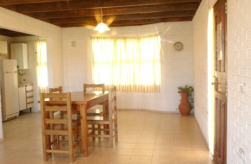 Lodge Caba�as Lago San Roque