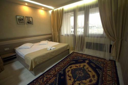 Aparthotel Cross Apartments And Tours