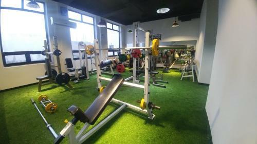Aparthotel Cross Apartments And Tours