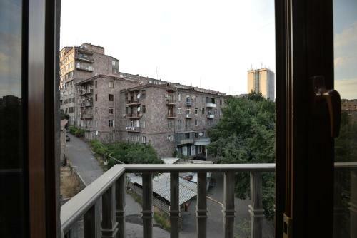 City Hotel By Picnic
