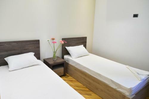 City Hotel By Picnic