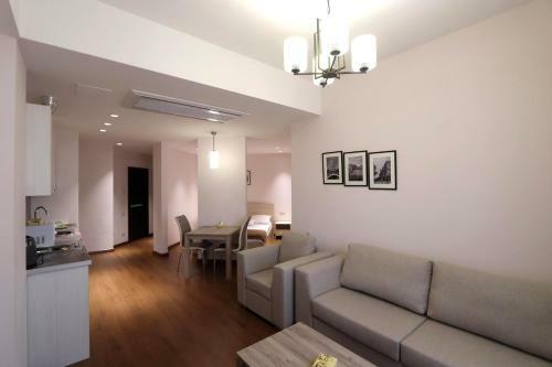 Luxury Apartments Just Near Republic Square