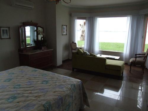 Hotel Estancia La Alameda