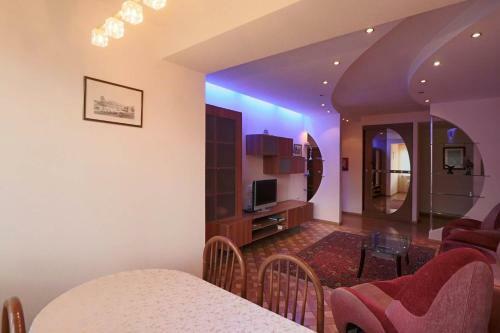 Apartament In The Centre Of Erevan
