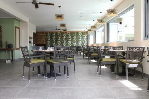 Hotel 1770 Lagoons Central Apartment Resort