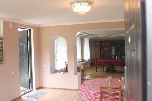 Hostal Iason Guest House In Mazeri