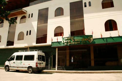 Hotel Oro Verde & Suites