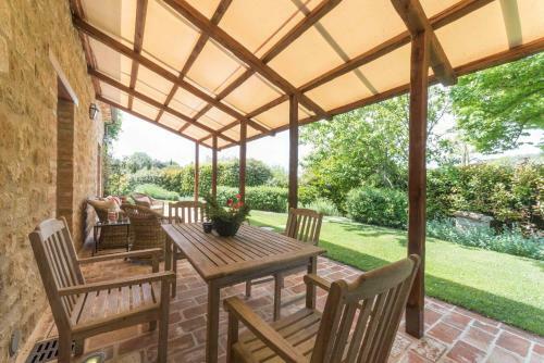 Agroturismo Tenuta Santo Pietro
