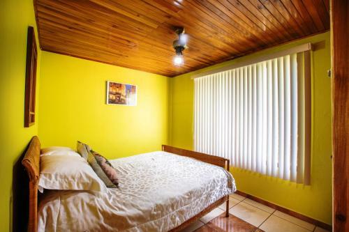 Bed & Breakfast La Terraza Guest House