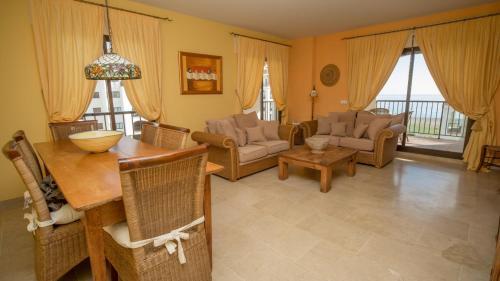 Apartamento Marina de La Duquesa 231