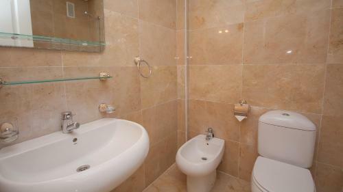 Apartamento Marina de La Duquesa 5211