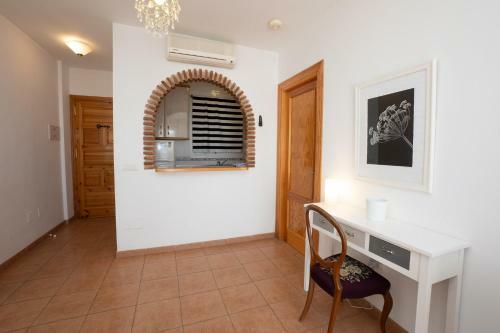 Ladera Del Mar Apartments