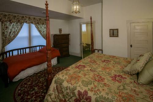 Bed & Breakfast Taylor House Inn