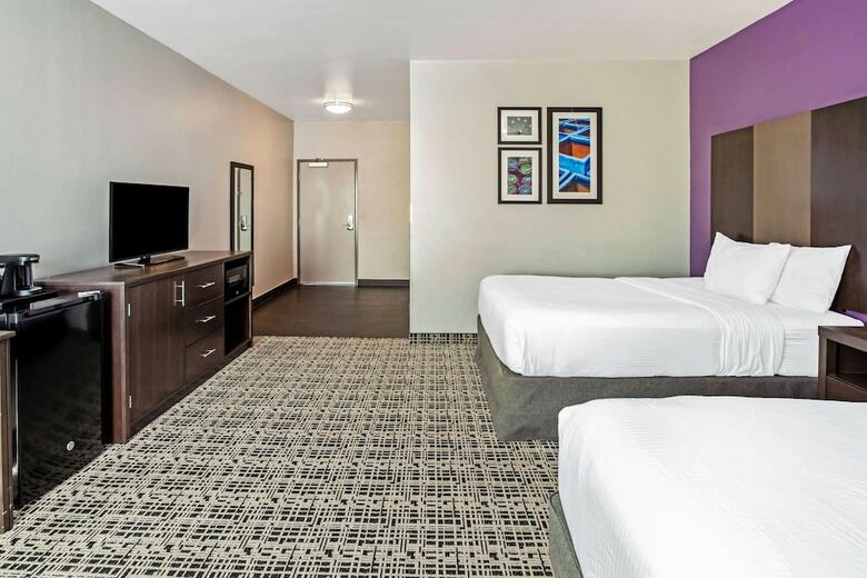 Hotel La Quinta By Wyndham Lubbock South